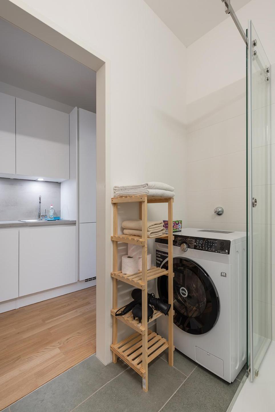 Modernes Und Neues In Ruhelage Nahe Schoenbrunn Appartement Vienne