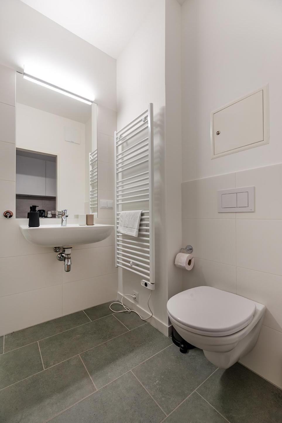 Appartement Modernes Und Neues In Ruhelage Nahe Schoenbrunn *